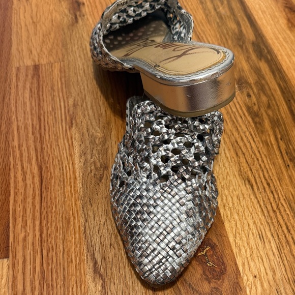 Sam Edelman Silver Textured Mules - Picture 4 of 6